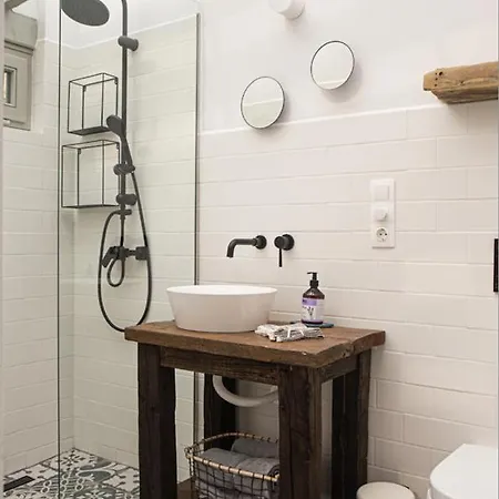 Vinonima Vendeghaz *